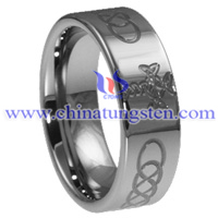 Bague en carbure de tungstène sculptée