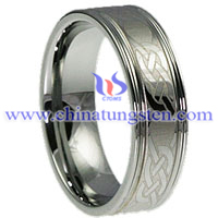 Celtic Tungsten Carbide Ring Bild